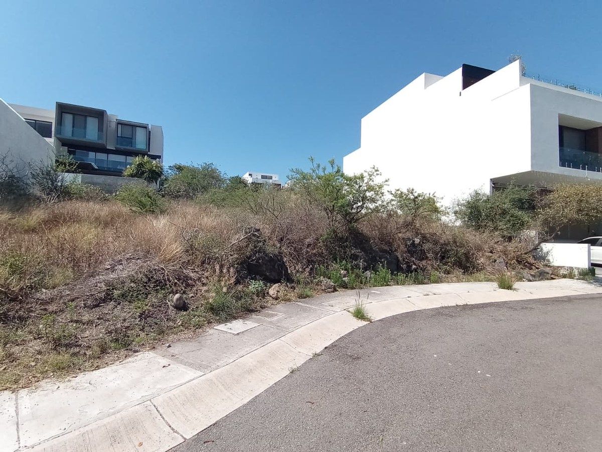 Lot in Zibatá, El Marqués, photo 2 of 7