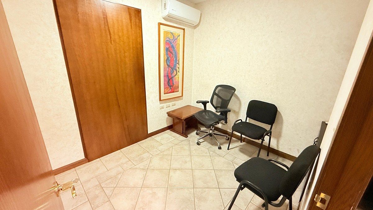 Office in República Poniente, Saltillo, photo 3 of 6