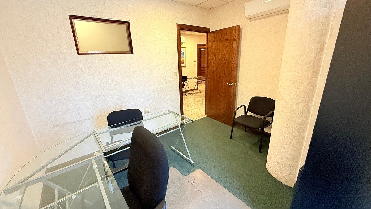 Office in República Poniente, Saltillo, photo 5 of 6