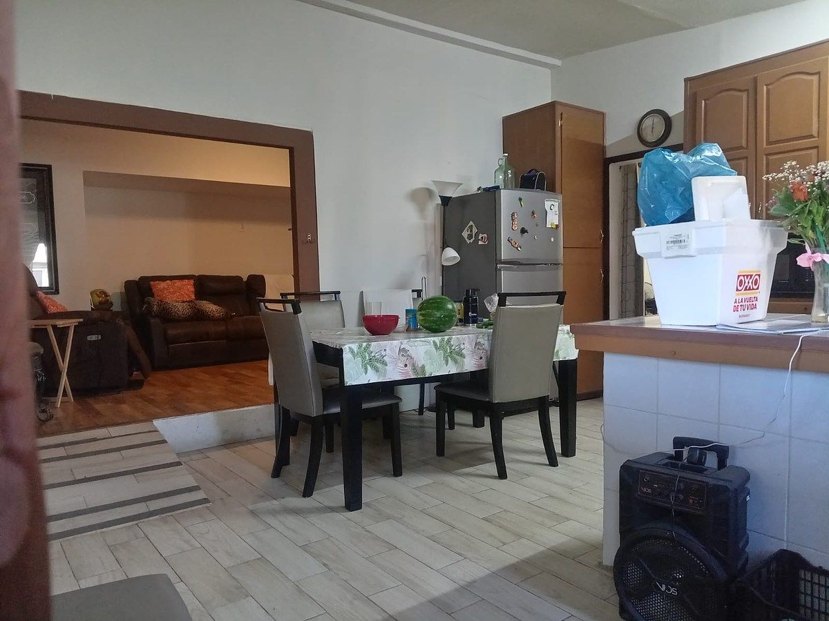 Casa en Adolfo Ruiz Cortines, Ensenada, foto 3 de 7