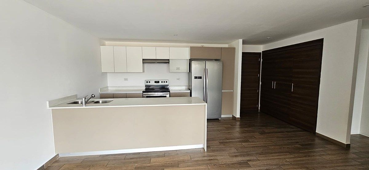 Parque 15 – Zona 15, Apartamento en renta de 3 Habitaciones - Image 4