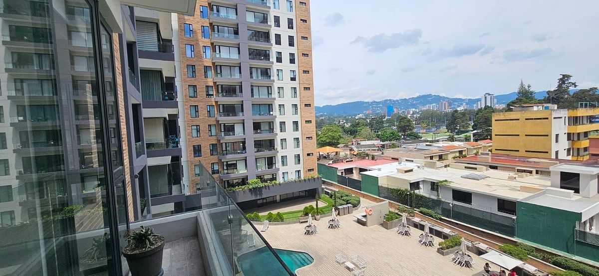 Parque 15 – Zona 15, Apartamento en renta de 3 Habitaciones - Image 2