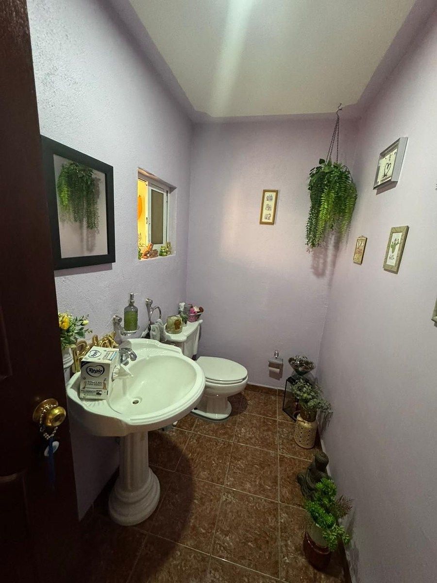 Casa en Colinas del Cimatario, Querétaro, foto 2 de 16