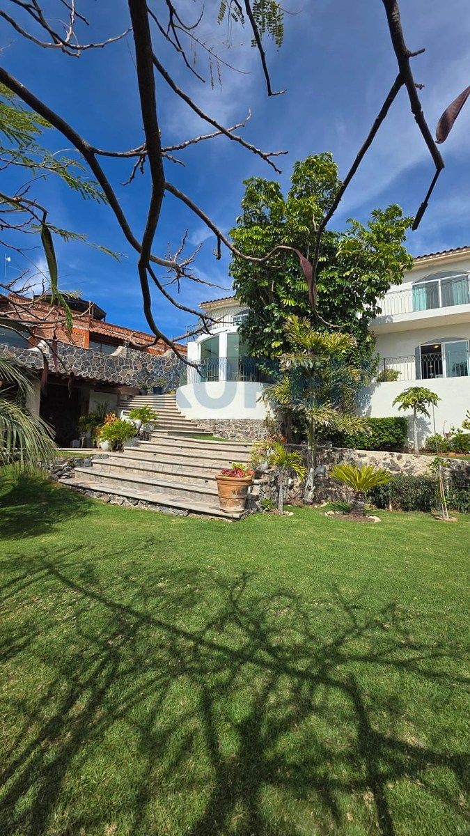 Sale of Residential House in Lomas del Pedregal of Irapuato., photo 1 of 10