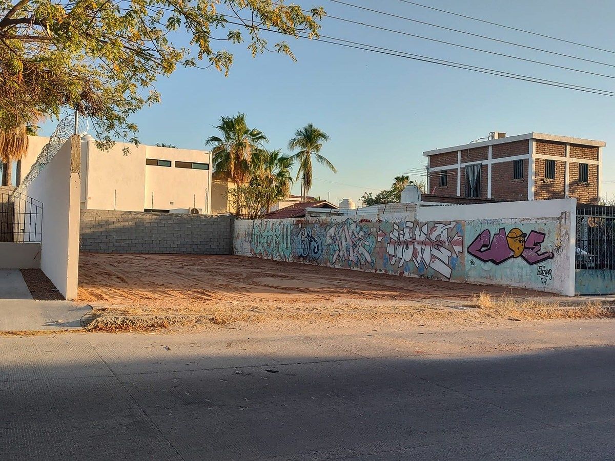 Terreno comercial en Bella Vista, La Paz, foto 2 de 3