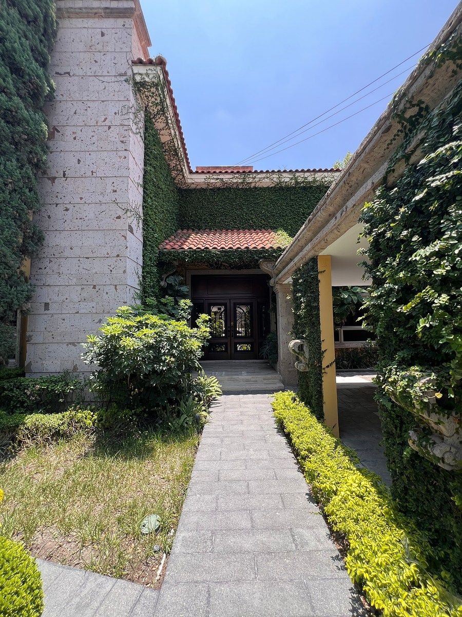 Casa en Venta - Valle/Santa Engracia, foto 1 de 9