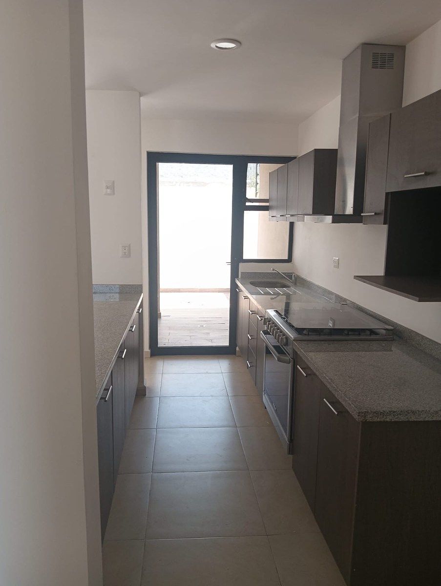 Casa em condomínio fechado em Residencial el Refugio, Querétaro, foto 4 de 15