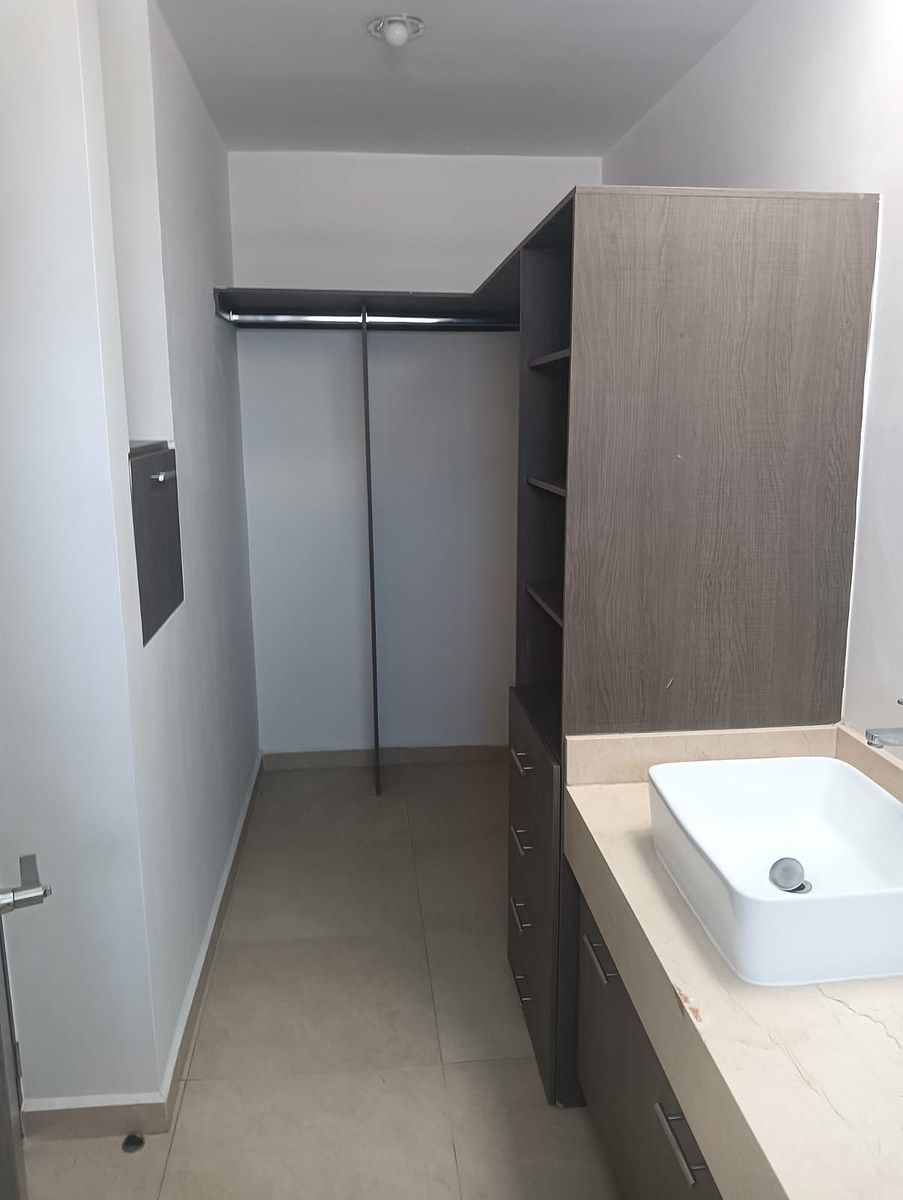 Casa em condomínio fechado em Residencial el Refugio, Querétaro, foto 12 de 15