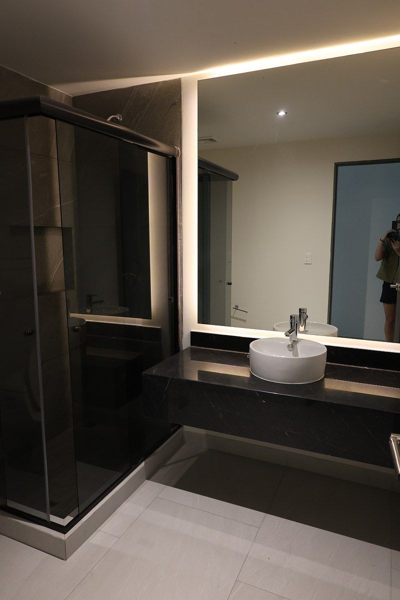 Baño secundario, foto 10 de 11