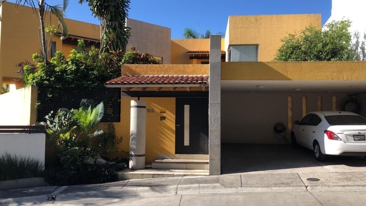 VENTA O RENTA CASA EN CUERNAVACA CONDOMINIO SAN JUAN, photo 1 of 37