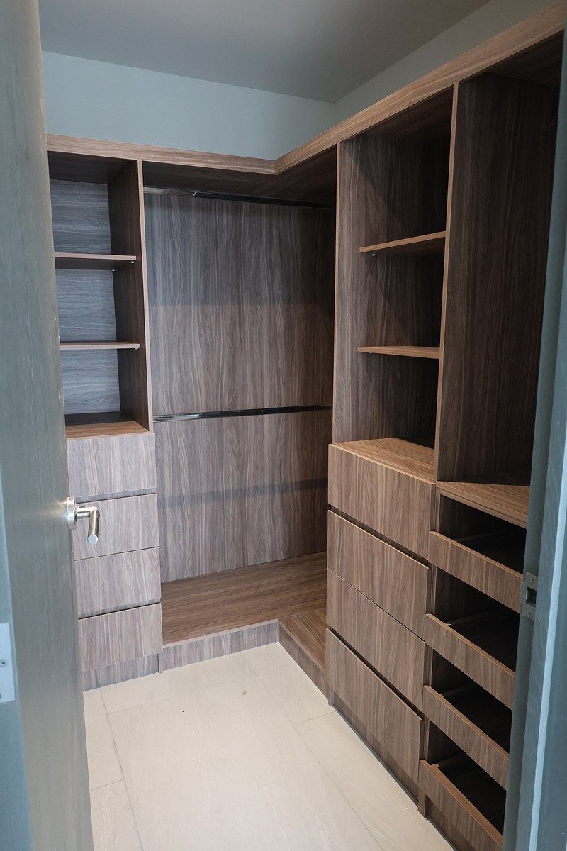 Closet principal, foto 7 de 12