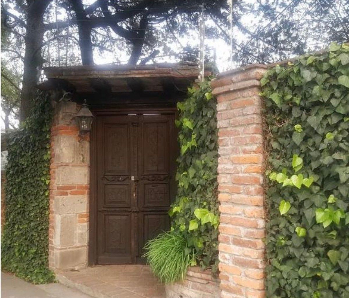 House in Bosque de las Lomas, Miguel Hidalgo, photo 2 of 15