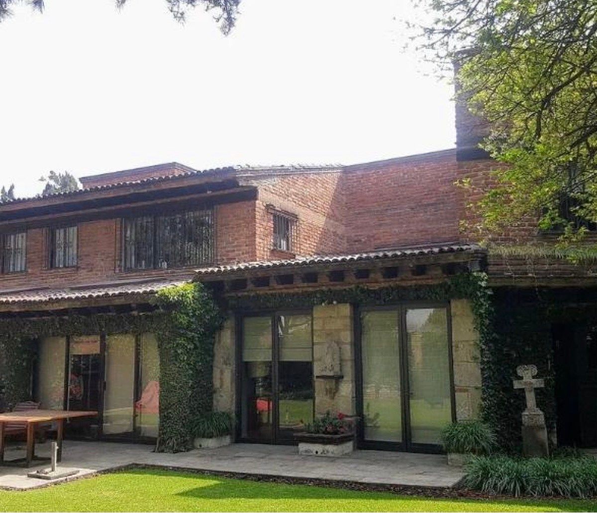 House in Bosque de las Lomas, Miguel Hidalgo, photo 3 of 15