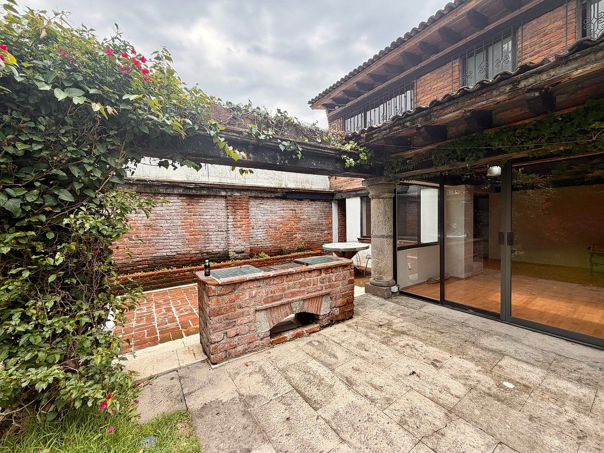 Casa em Bosque de las Lomas, Miguel Hidalgo, foto 5 de 36