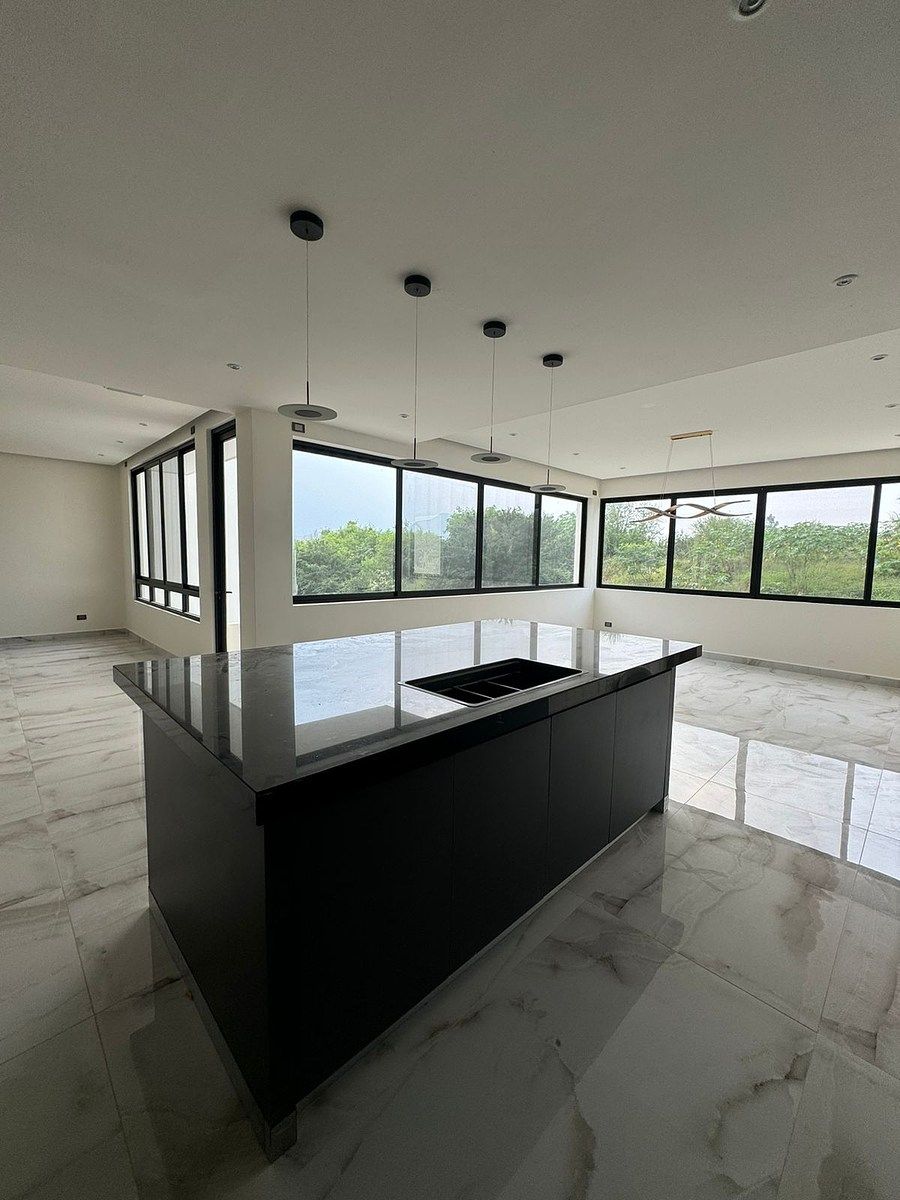 Casa em Castaños del Vergel, Monterrey, foto 5 de 32
