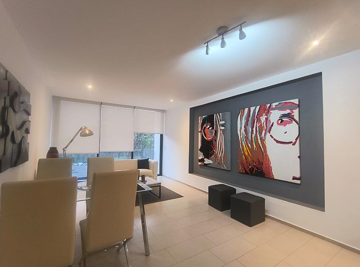 Sala-comedor, photo 1 of 14