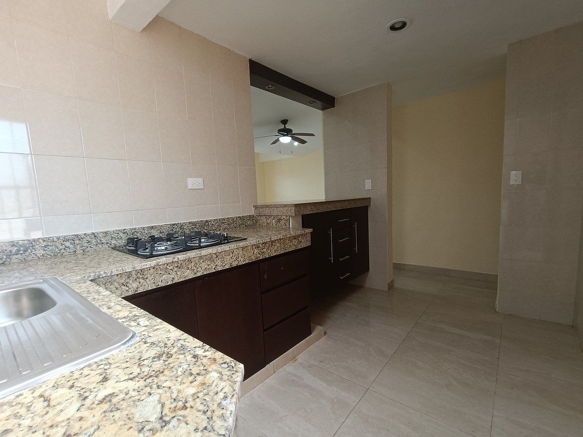House in Las Brisas, Mérida, photo 10 of 18