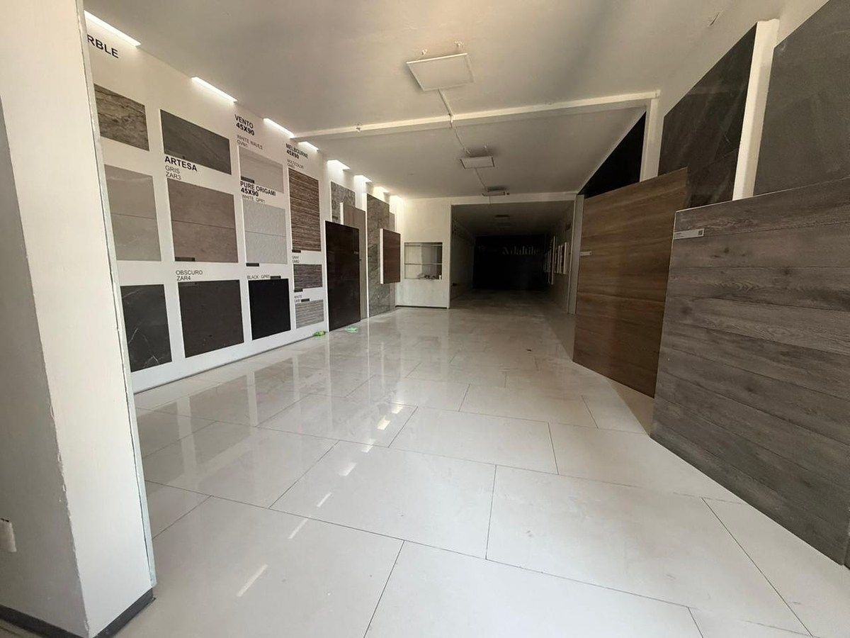 LOCAL COMERCIAL EN RENTA | AV. PATRIA CASI ESQ. MARIANO OTERO, photo 1 of 8