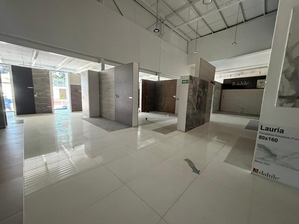 Retail Space in El Colli Urbano 1a. Sección, Zapopan, photo 2 of 8