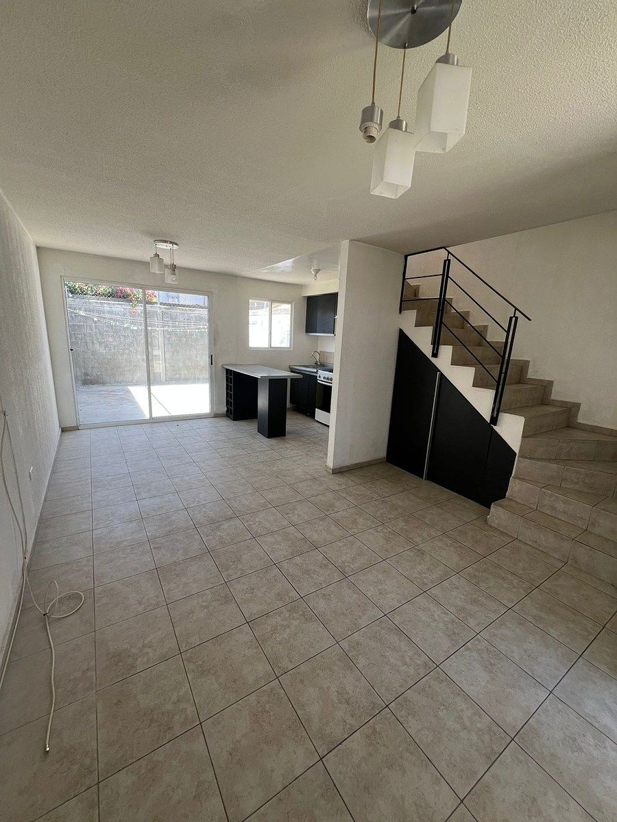 House in Gated Community in Los Viñedos, Querétaro, photo 3 of 6