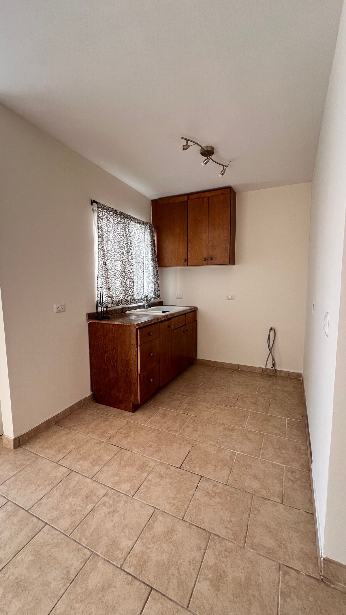 Casa en Los Lagos, Ensenada, foto 3 de 10