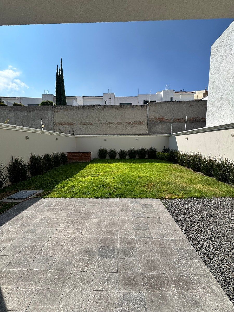 Casa em Cumbres del Lago, Querétaro, foto 2 de 19