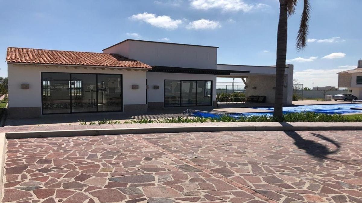 Lot in Ciudad Maderas, Lagos de Moreno, photo 6 of 11