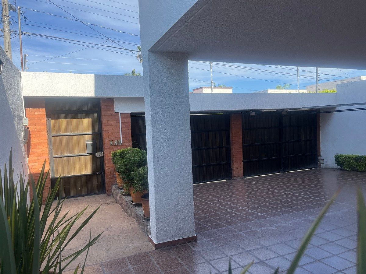 House in Arbide, León, photo 23 of 25