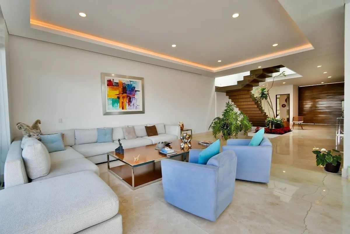 House in Gated Community in Puerta del Bosque, Zapopan, photo 3 of 16