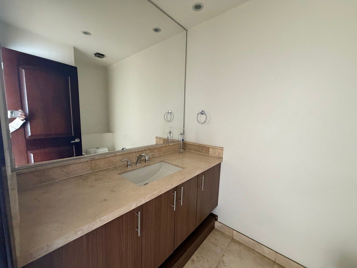 Medio baño, foto 18 de 21