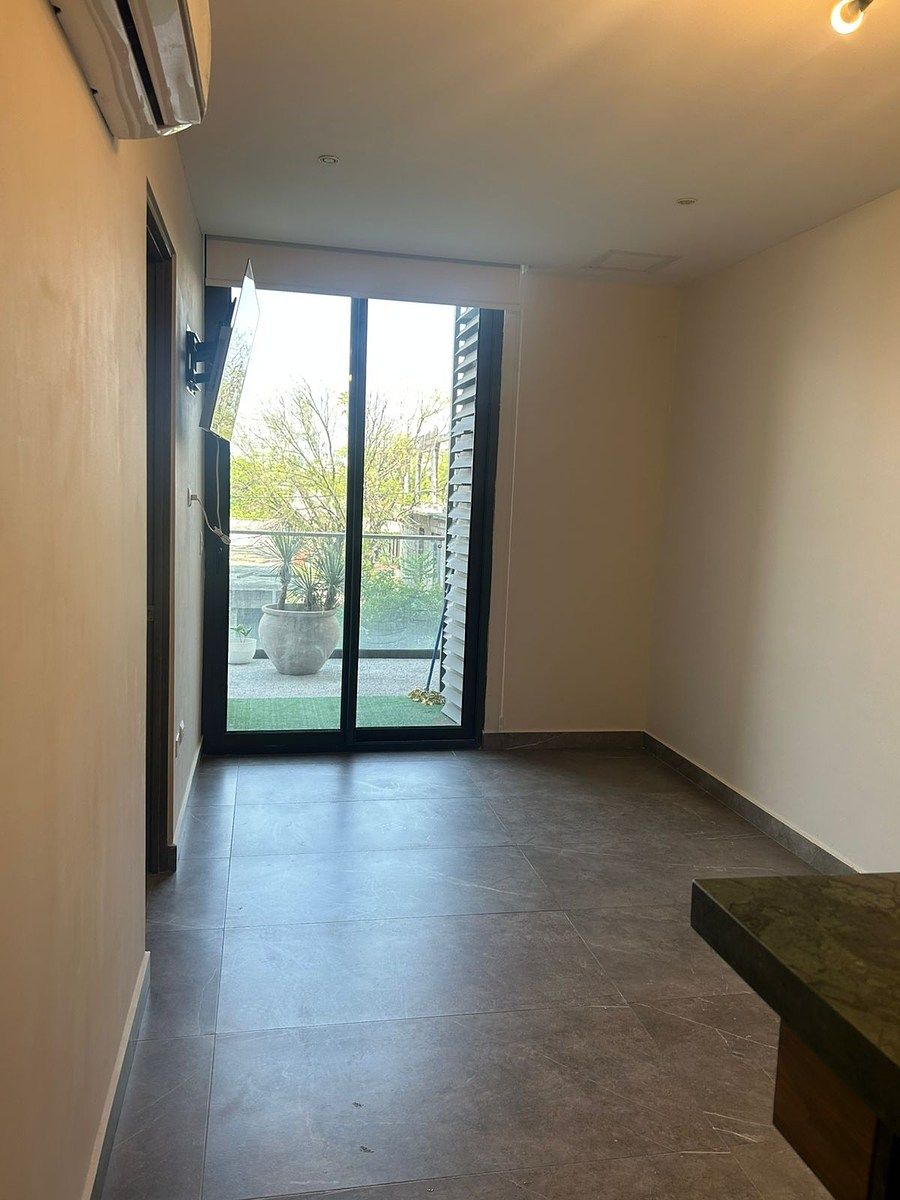 Apartment in Vía Cordillera, Santa Catarina, photo 3 of 8