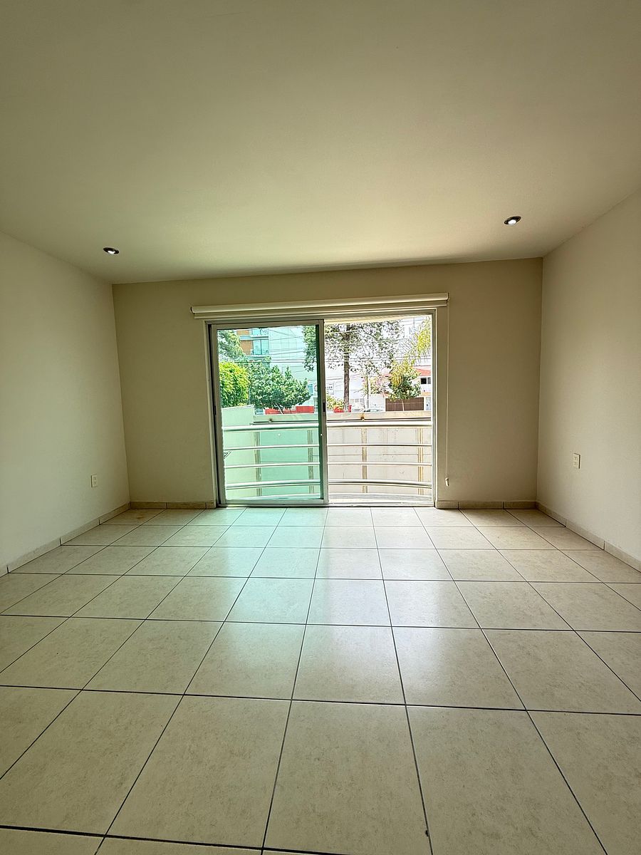 Sala, foto 9 de 24