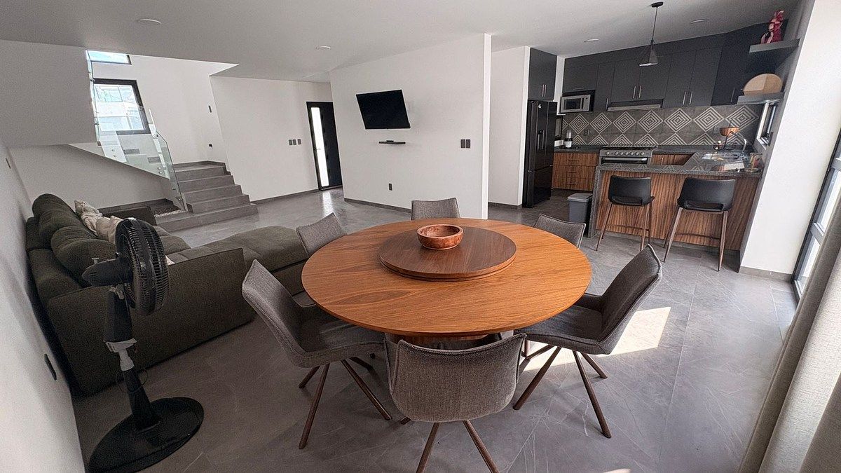 House in Gated Community in Zen Life Residencial I, El Marqués, photo 3 of 18