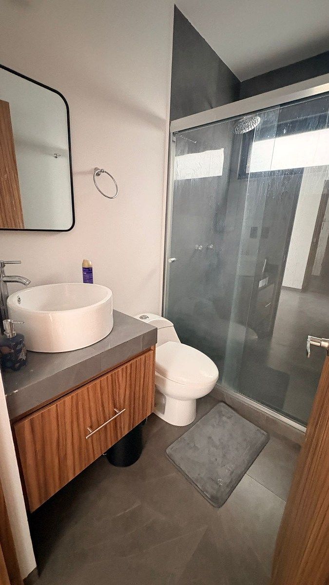 Baño completo, photo 7 of 18