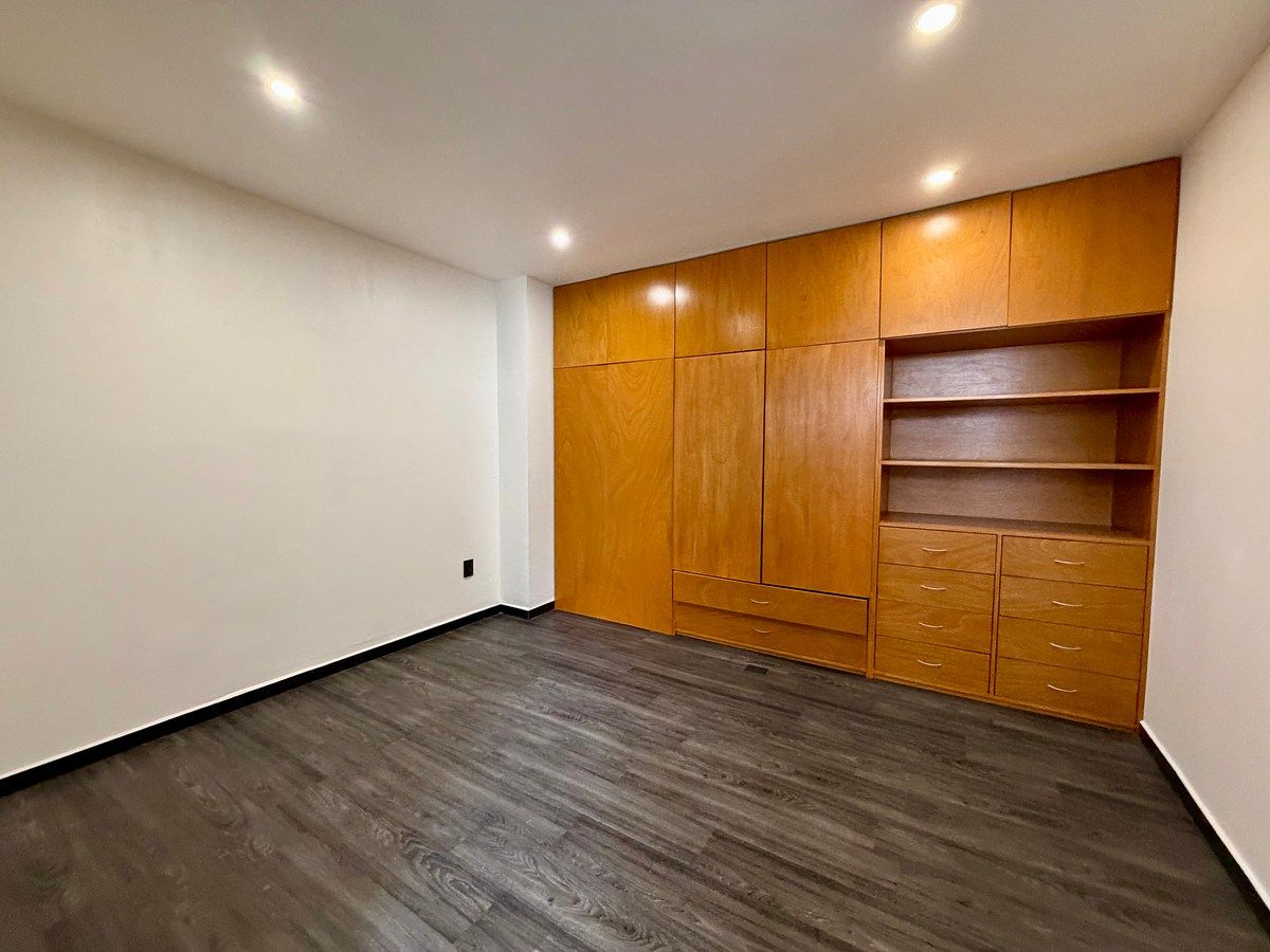 Apartment in Hacienda de las Palmas, Huixquilucan, photo 11 of 23
