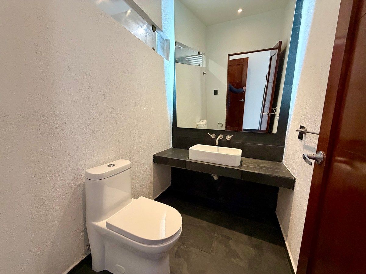 Apartment in Hacienda de las Palmas, Huixquilucan, photo 6 of 23