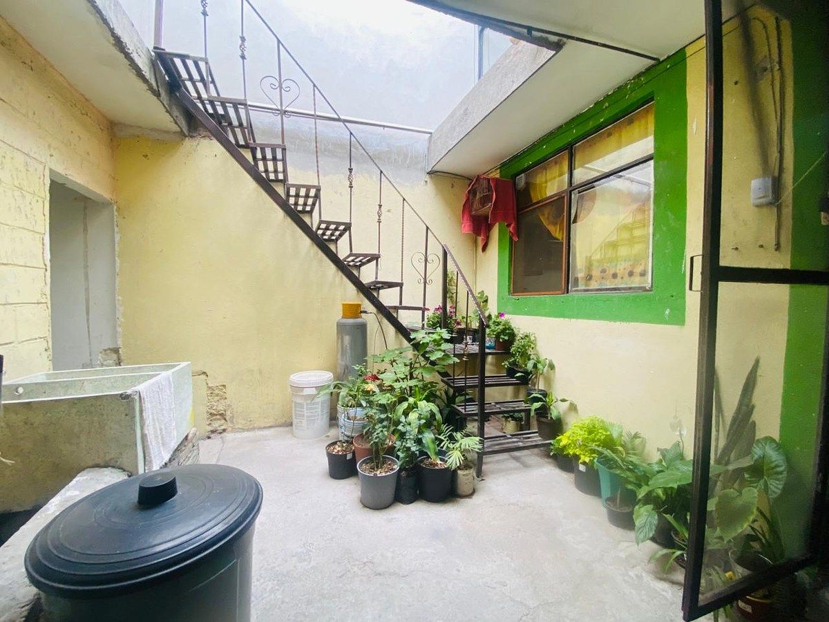Patio con acceso a planta alta, foto 6 de 21