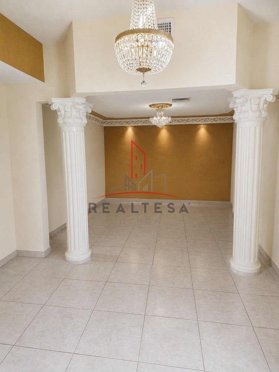 House in Haciendas del Valle I, Chihuahua, photo 3 of 20