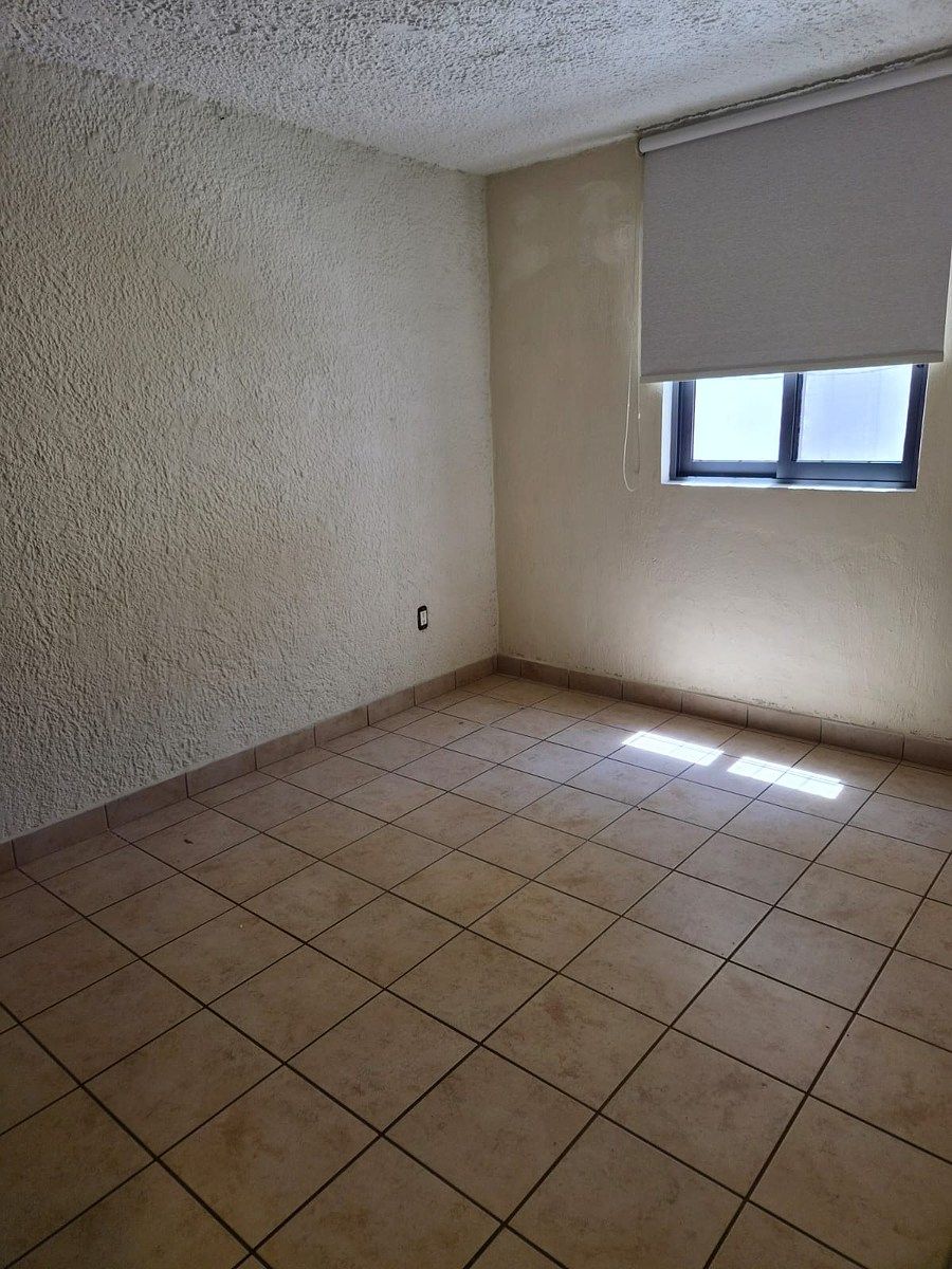 Apartment in Jardines del Bosque Norte, Guadalajara, photo 8 of 12
