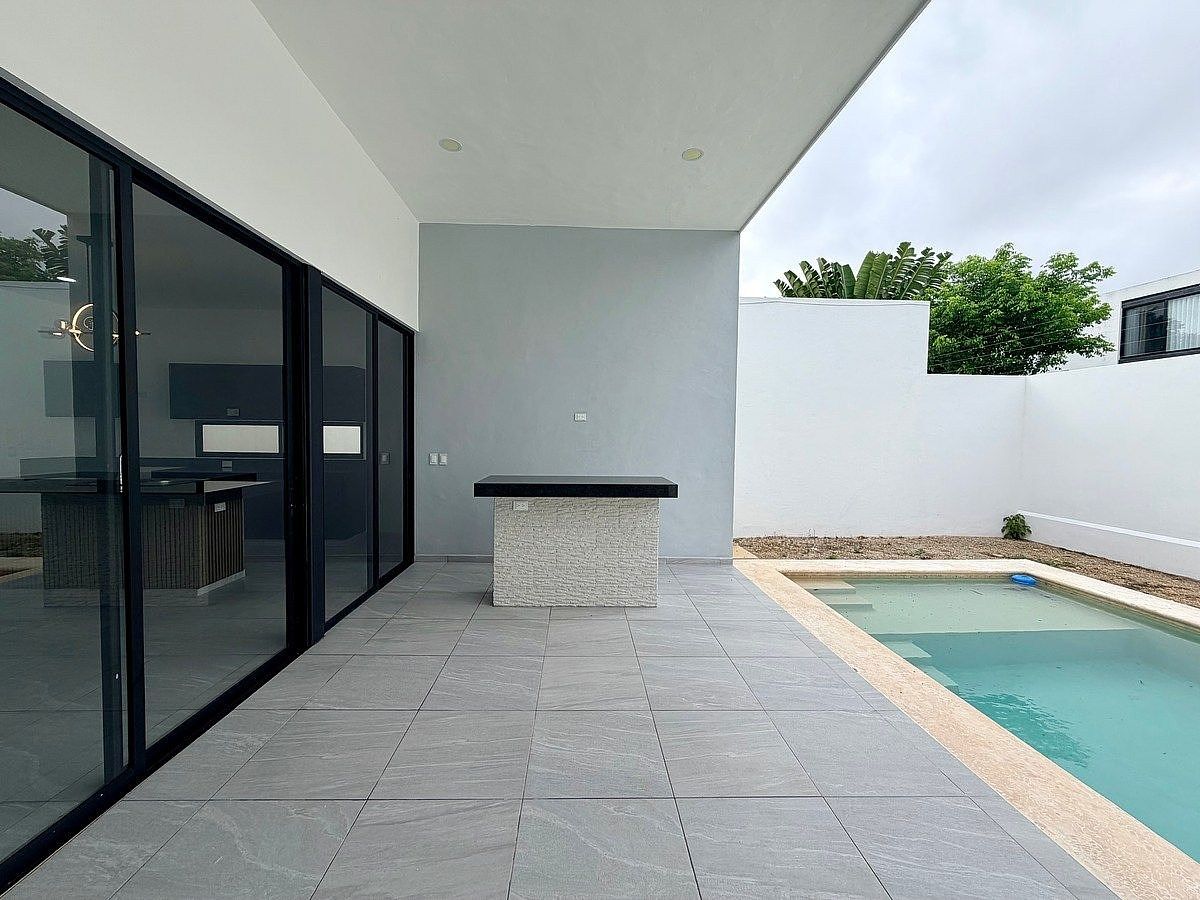 House in Gated Community in Cholul, Mérida, photo 3 of 21