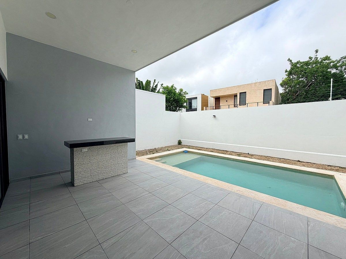 House in Gated Community in Cholul, Mérida, photo 5 of 21