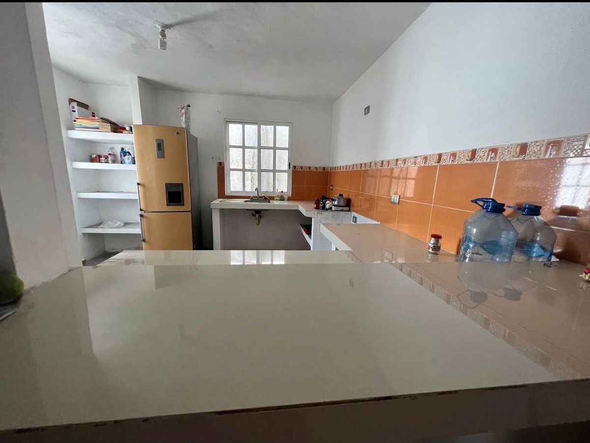 Sala Comercial em Caucel, Mérida, foto 4 de 7