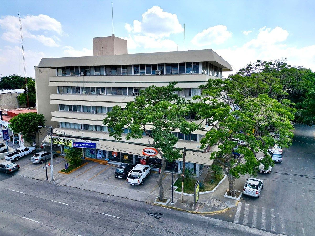 Building in Moderna, Guadalajara, photo 5 of 24