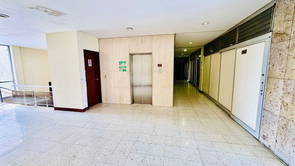 Building in Moderna, Guadalajara, photo 12 of 24