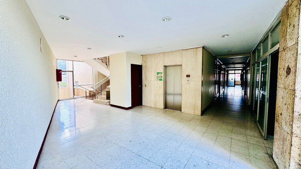 Building in Moderna, Guadalajara, photo 16 of 24