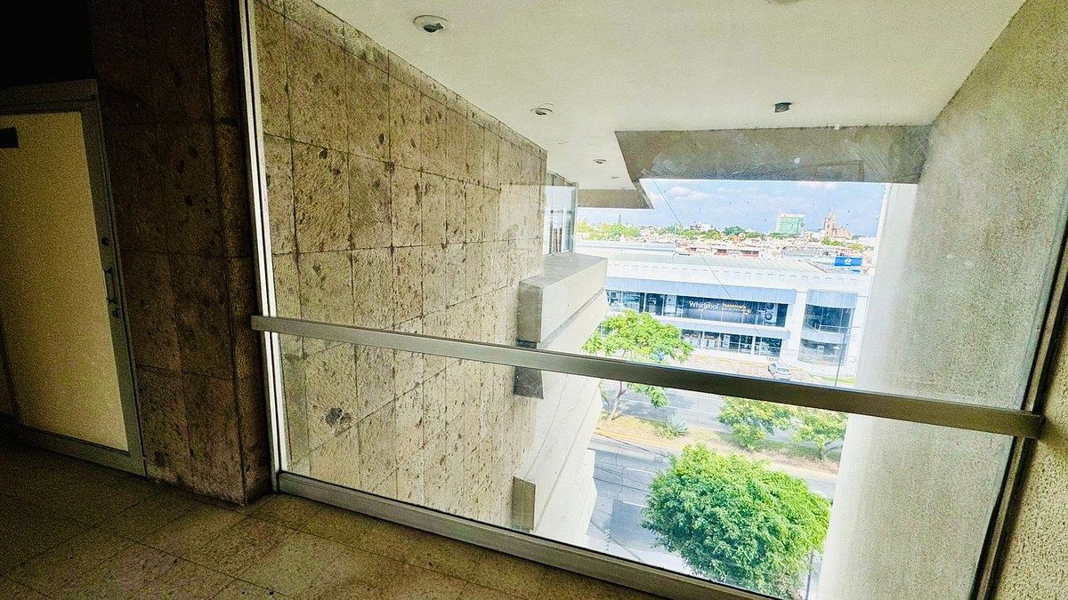 Building in Moderna, Guadalajara, photo 17 of 24