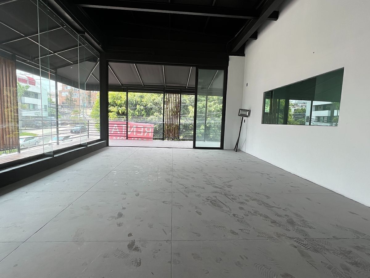 Retail Space in Italia Providencia, Guadalajara, photo 3 of 7