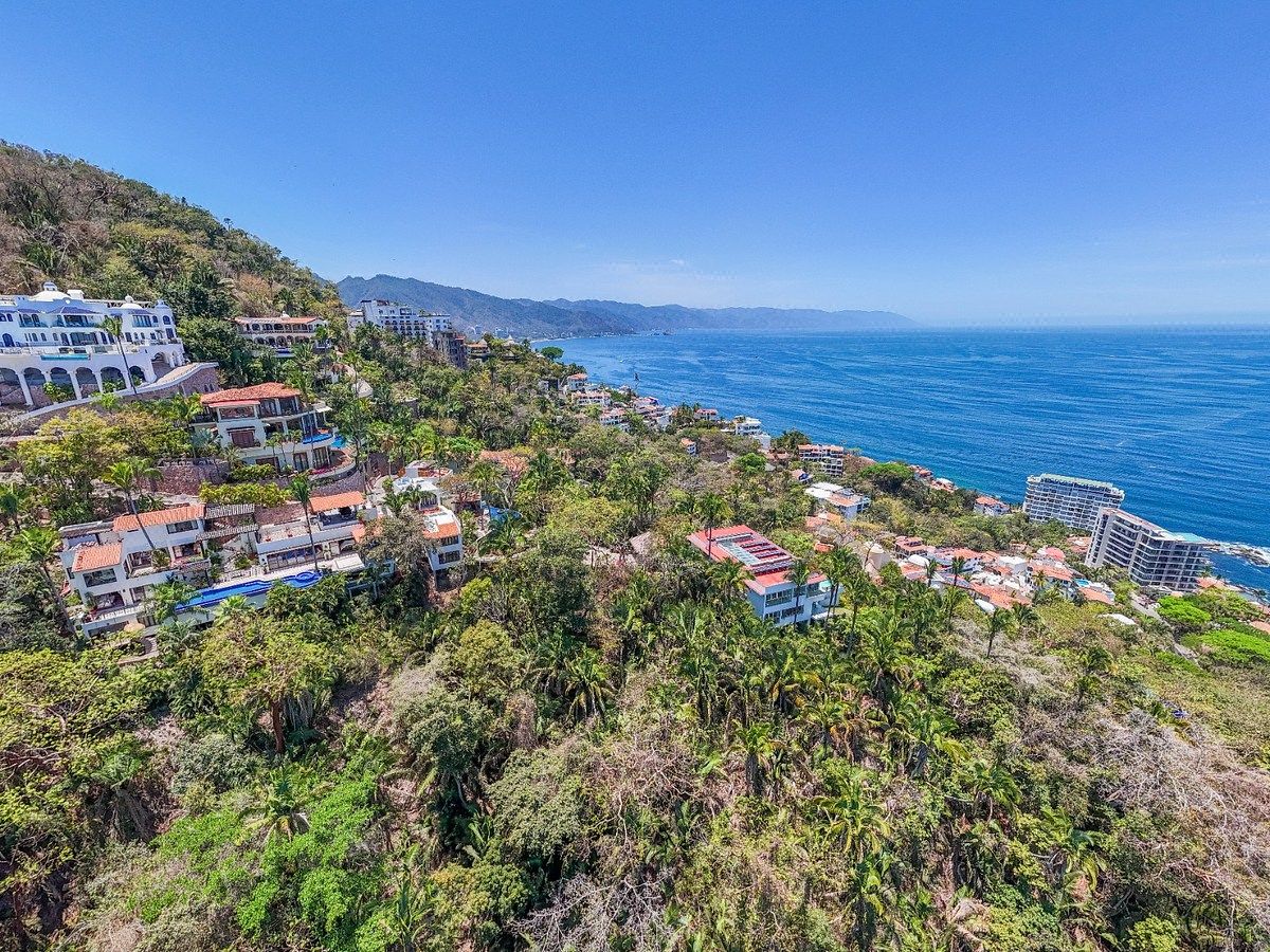 Lot in Conchas Chinas, Puerto Vallarta, photo 7 of 27