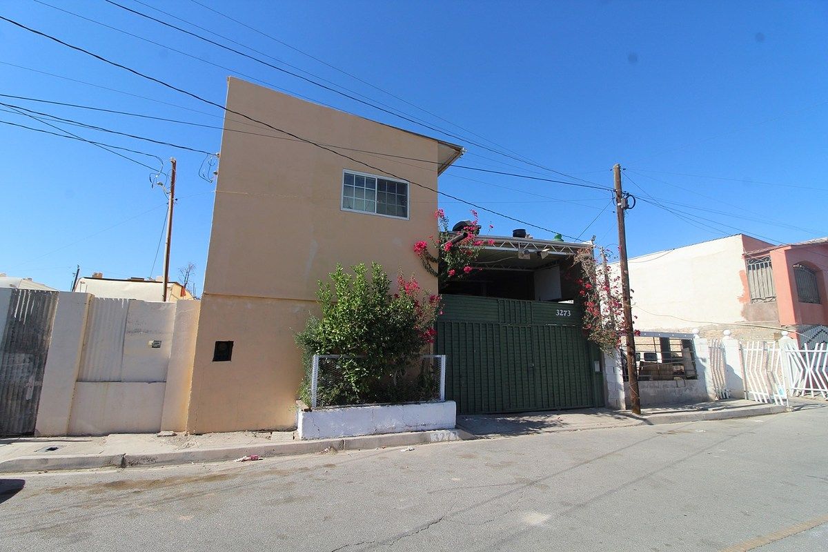 Casa en Luis Donaldo Colosio, Mexicali, foto 2 de 30
