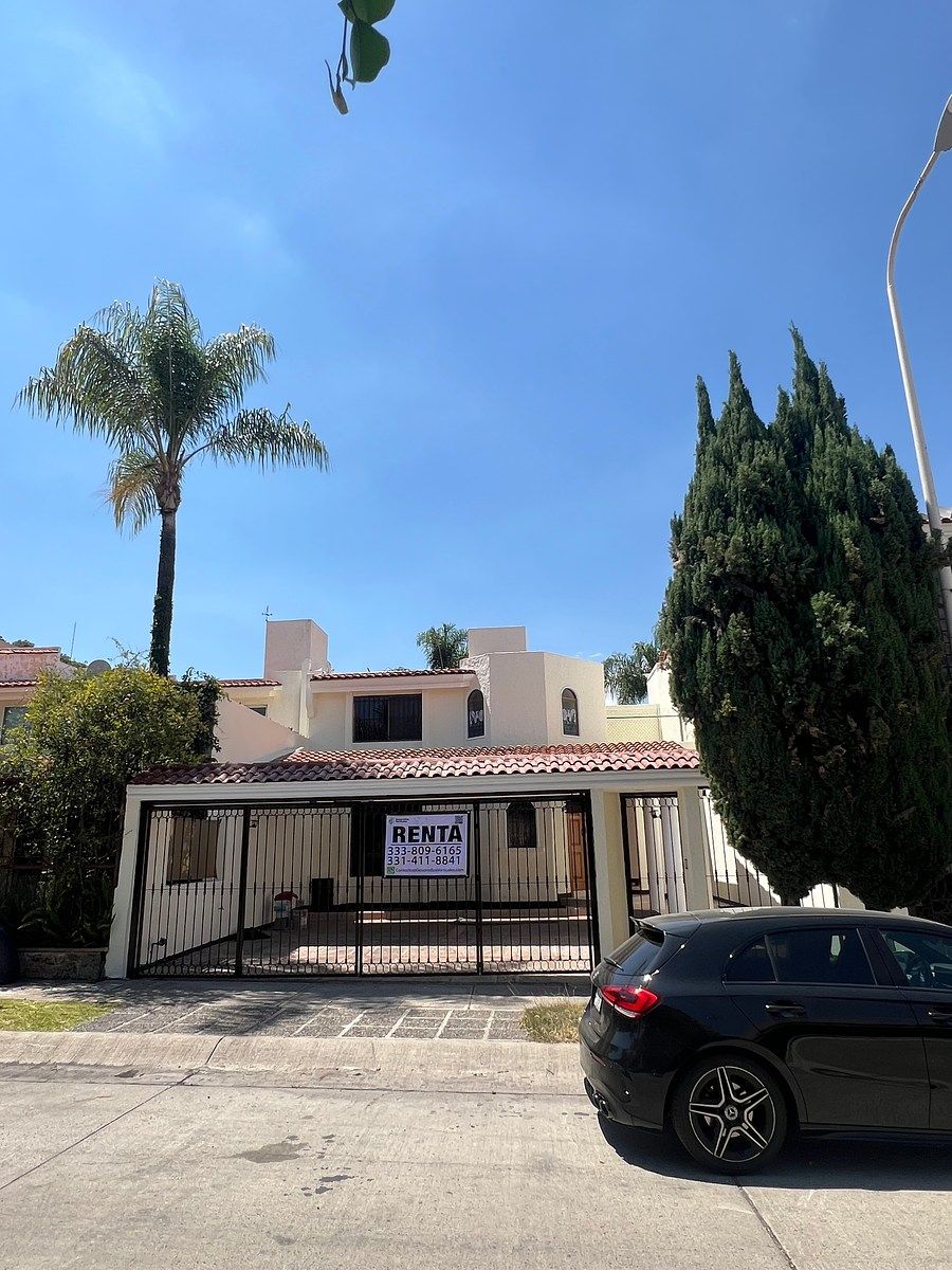 House in Gated Community in Ciudad Bugambilia, Zapopan, photo 3 of 27